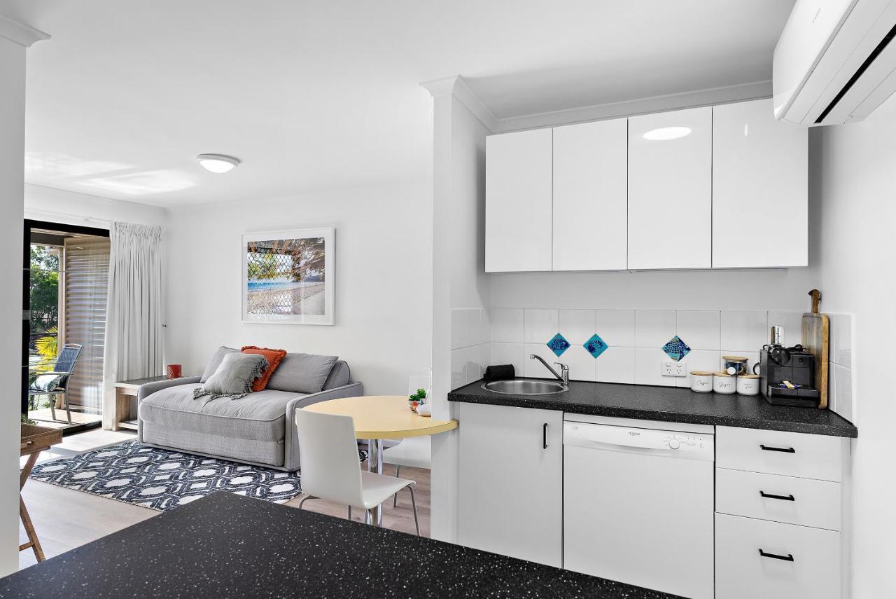 Sun Drenched Unit In Noosaville Esterno foto